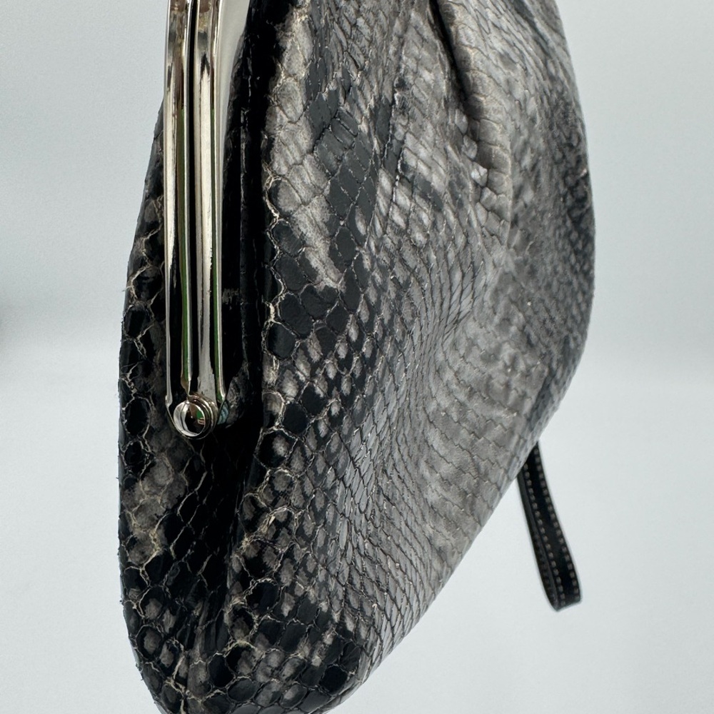 Coach Snakeskin KISSLOCK Clutch with Leather Wristlet & Hang Tag - Picture 11 of 12